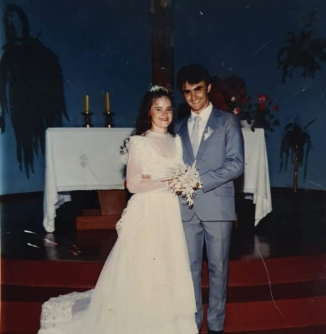 Jovens Nair Riffel e Walter Altenhofen que se casaram em 03 de janeiro de 1986.
Imagem: Acervo do casal - FOTO 4 -