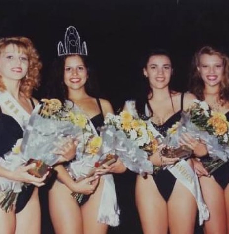 Soberanas do Miss Marechal Cândido Rondon 1994.
Imagem: Acervo Miriam Völz Wegner (Pato Bragado). - FOTO 17 -