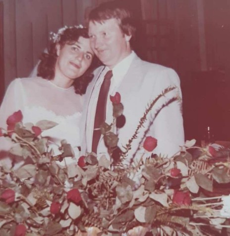 Noivos Lidia Agnes Glitz e Remi Sander que casaram em final de janeiro  de 1982.
Imagem: Acervo do casal - FOTO 4 - 