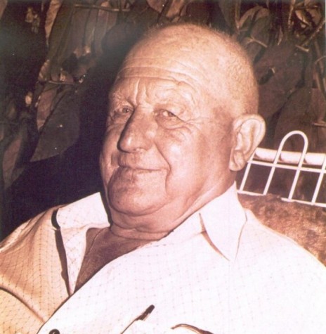 Padre José Backes, fundador de Missal, falecido em janeiro de 1988. 
Imagem: Acervo Projeto Memória Rondonense - FOTO 8 - 