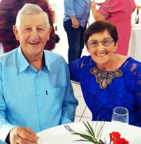 Pioneiro rondonense Arnoldo Bohn e esposa Erica (nascida Kreutz)   que chegaram de mudança em Marechal Cândido Rondon, em janeiro de 1958.
Imagem: Acervo pessoal - FOTO 2 - 