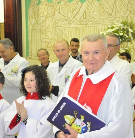 Padre Antonio Schffel (foto da década de 2010) que esteve em visita a Marechal Cândido Rondon, em janeiro de  1977.
Imagem: Acervo Paróquia Católica de Aratiba (RS) - FOTO 5 - 