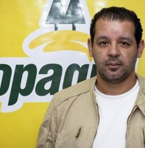 Técnico Marquinhos Xavier que deixou a equipe da Coapgril Futsal, em 22 de maio de 2015.
Imagem: Acervo ClickEsporte - FOTO 9 - 