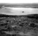 Cidade de Guaíra na década de 1940, vendo-se ao fundo, à esquerda, às Sete Quedas.
Imagem: Acervo  Cia. Matte Larangeira. 