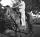 Arno Sippert à cavalo.  1951