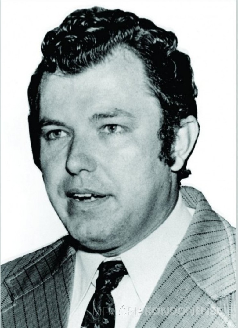 Médico-veterinário Leopoldo Piotrowski eleito presidente da Copagril em final de janeiro de 1976.
Imagem: Acervo Comunicação Copagril - FOTO 4 - 