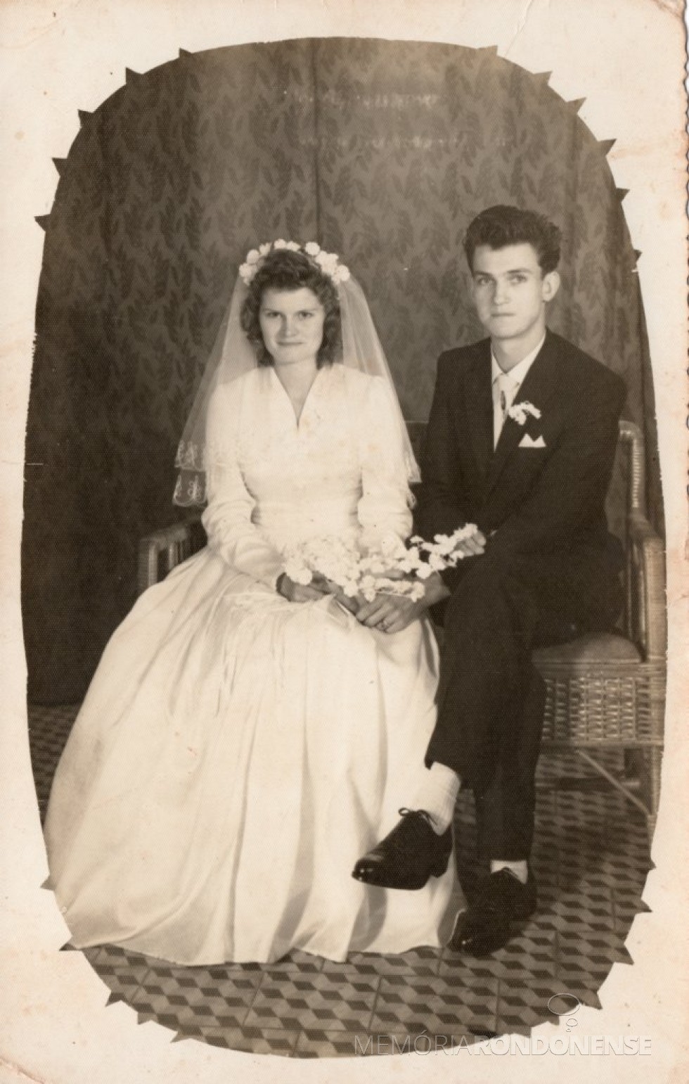 Noivos Maria Becker e Adolfo Oscar Kunzler que casaram em julho de 1962.
Imagem: Acervo Claci Maria Becker Kunzler - FOTO 1 -