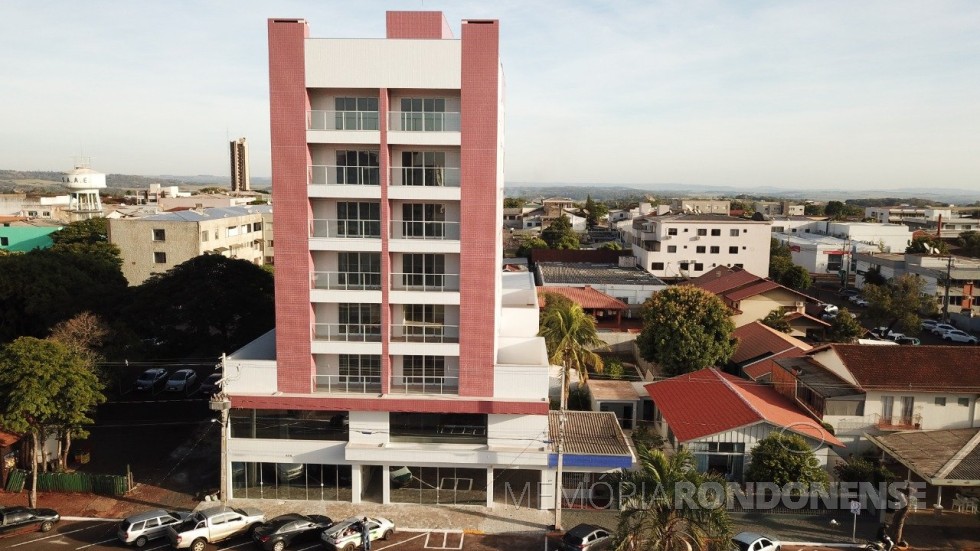 Edifício Pasetti localizado no centro da cidade de Marechal Cândido Rondon, inaugurado no começo de junho de 2020. 
Imagem: Acervo O Presente - FOTO 14 - 