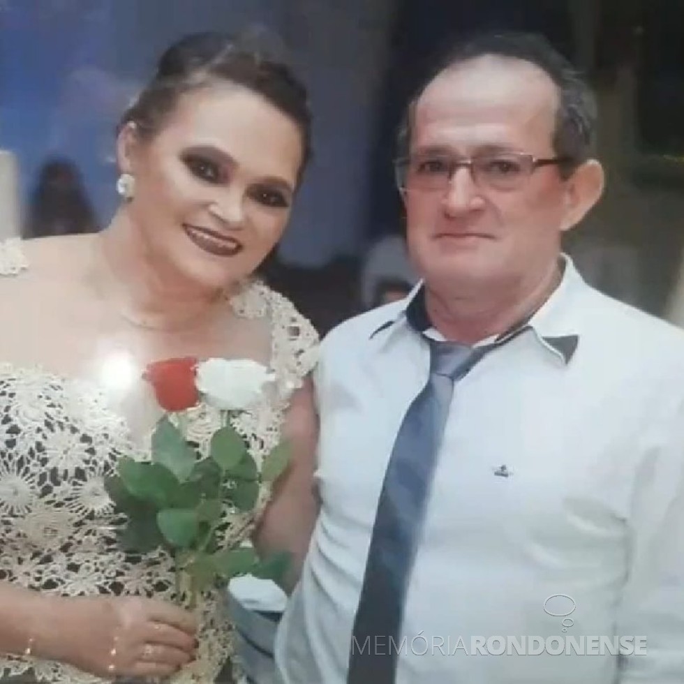 Rondonense Nair Schneider com o esposo Vilson Borba, ela falecida em 04 de junho de 2021 e ele em 17 de maio de 2021.
Imagem: Acervo Isa Vasques - FOTO 20 - 