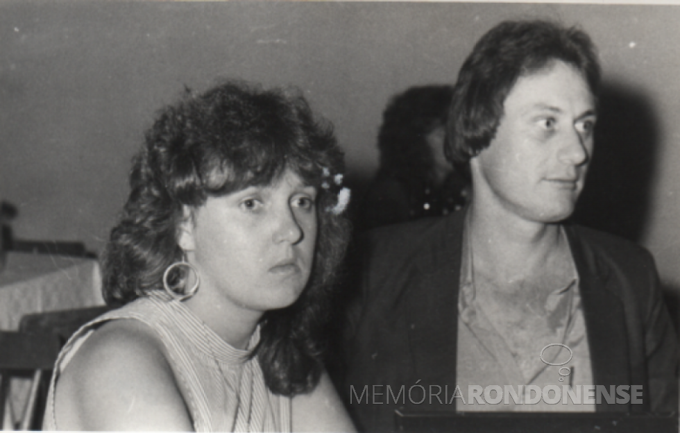Empresário rondonense Itamar Dallagnol e esposa ele eleito presidente da Acimacar, em agosto de 1988.
Imagem: Acervo Projeto Memória Rondonense - FOTO 7 -