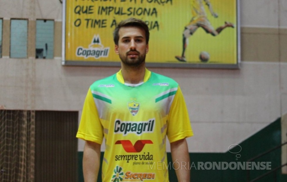 Ala esquerda Thiago Bissoni que deixou a equipe da Copagril Futsal, em 31 de agosto de 2016. Imagem: Acervo AquiAgora.net - FOTO 17 - 