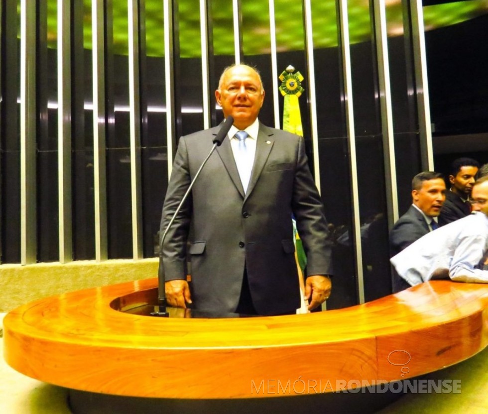 Deputado federal José Carlos Schiavinatto que assumiu a presidência da Frente Parlamentar Mista da Suinocultura, em meados de maio de 2019. 
Imagem: Acervo O Presente - FOTO 13 - 