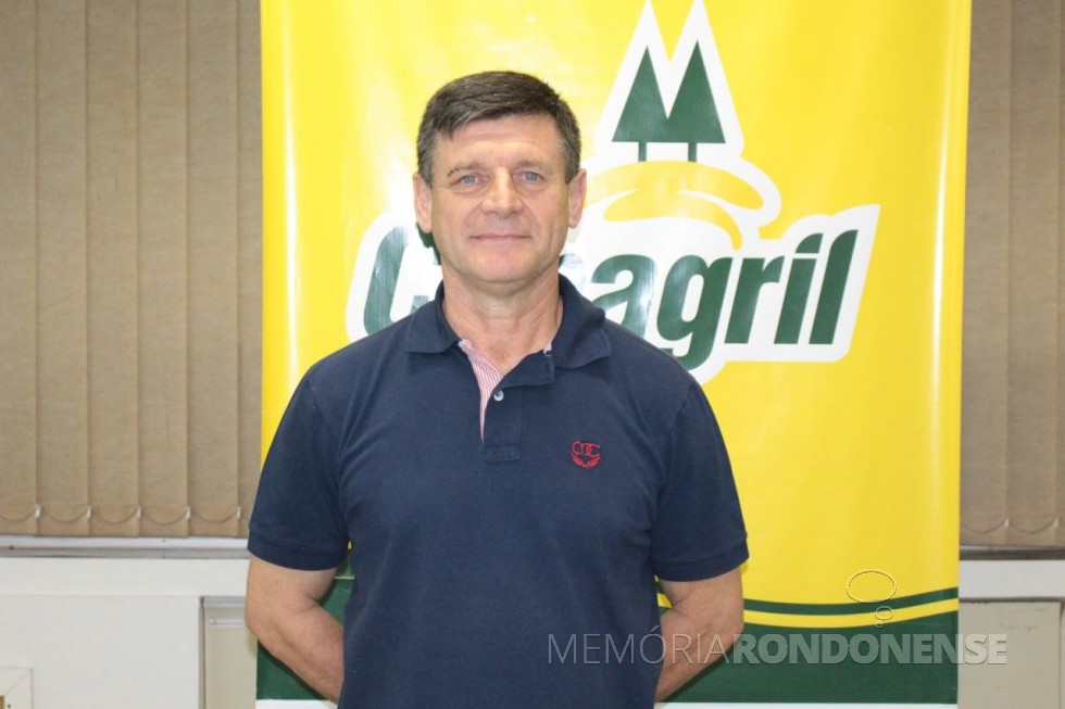 Paulinho Sananduva, técnico da Copagril Futsal, em 2018. 
Imagem: Acervo Copagril Futsal - FOTO 8 - 